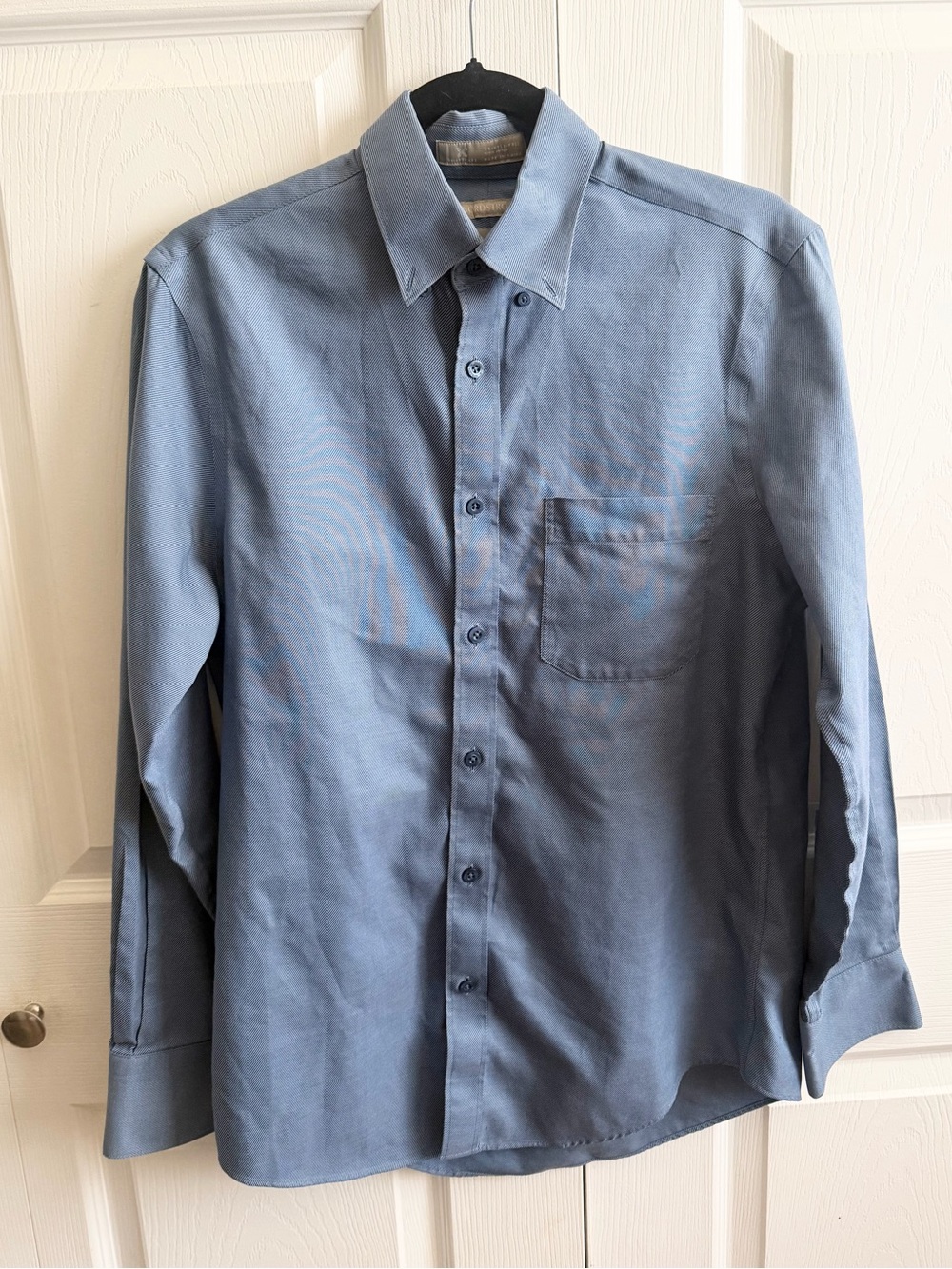 5 for $25! Nordstrom Men's Light Blue Long-Sleeve Button-Up Shirt